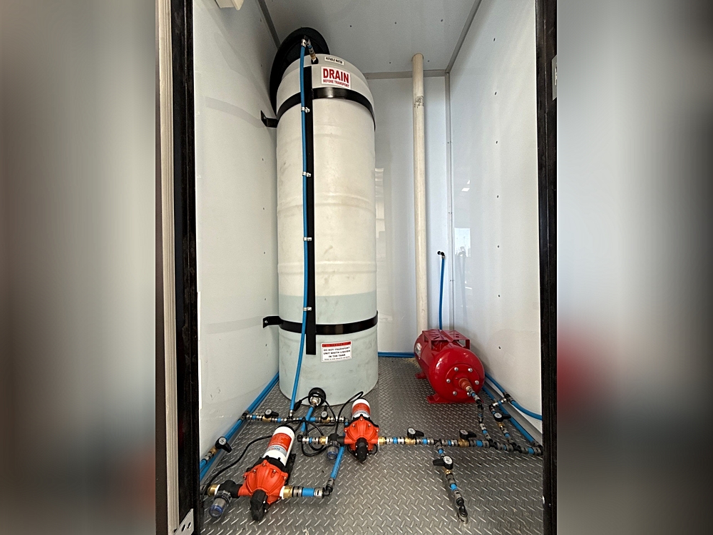 6 Station Upscale Restroom Trailer Community-Style Layout-9