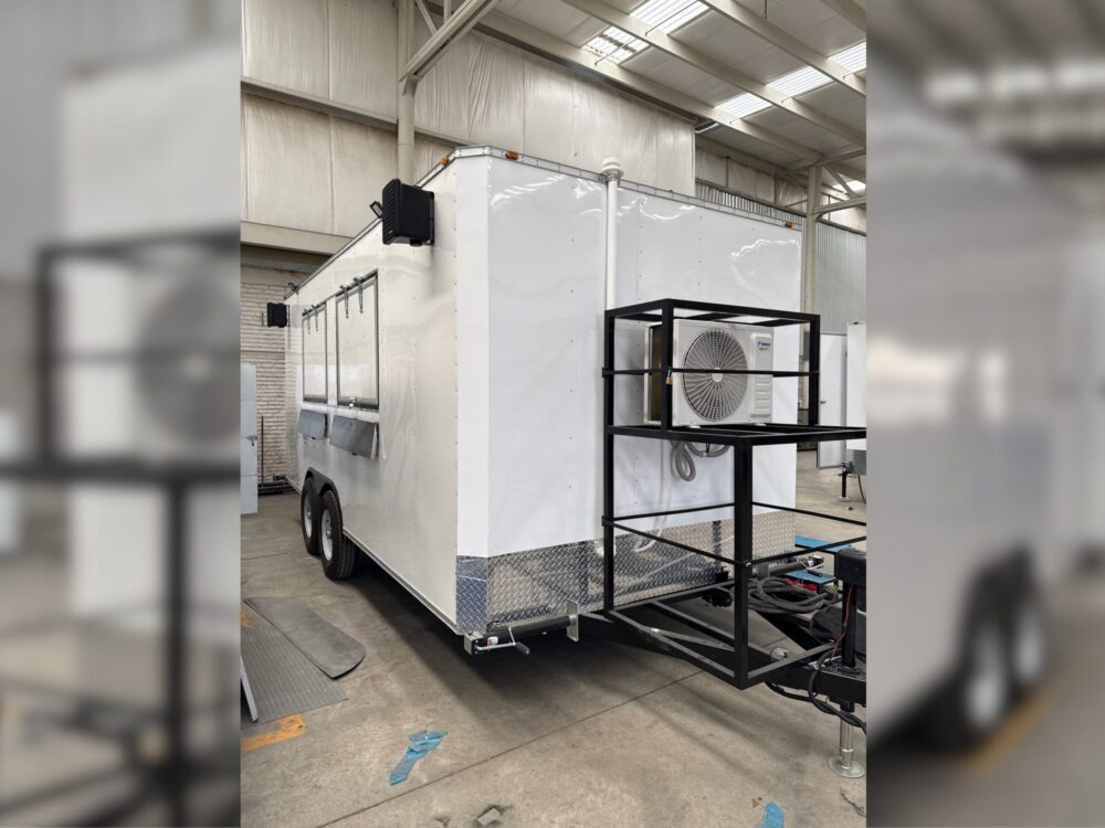 78x18 food trailer 8x18 food trailer