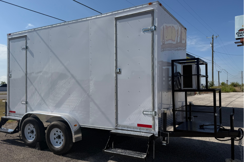 4restroom trailer in stock