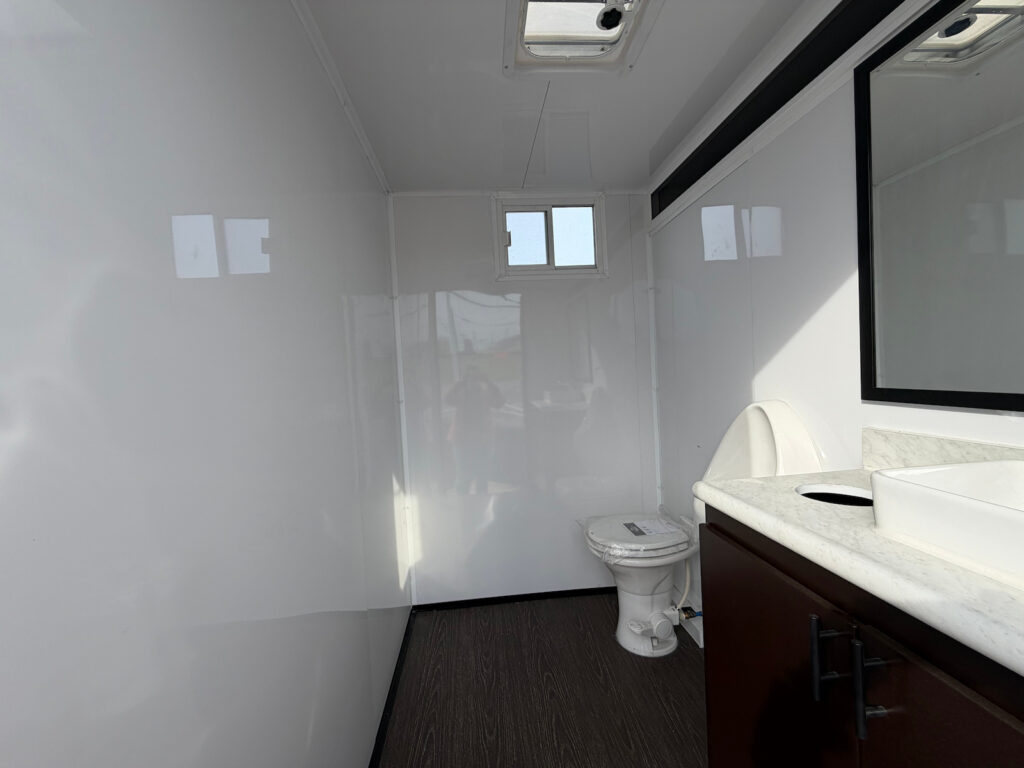 Mobile restroom
