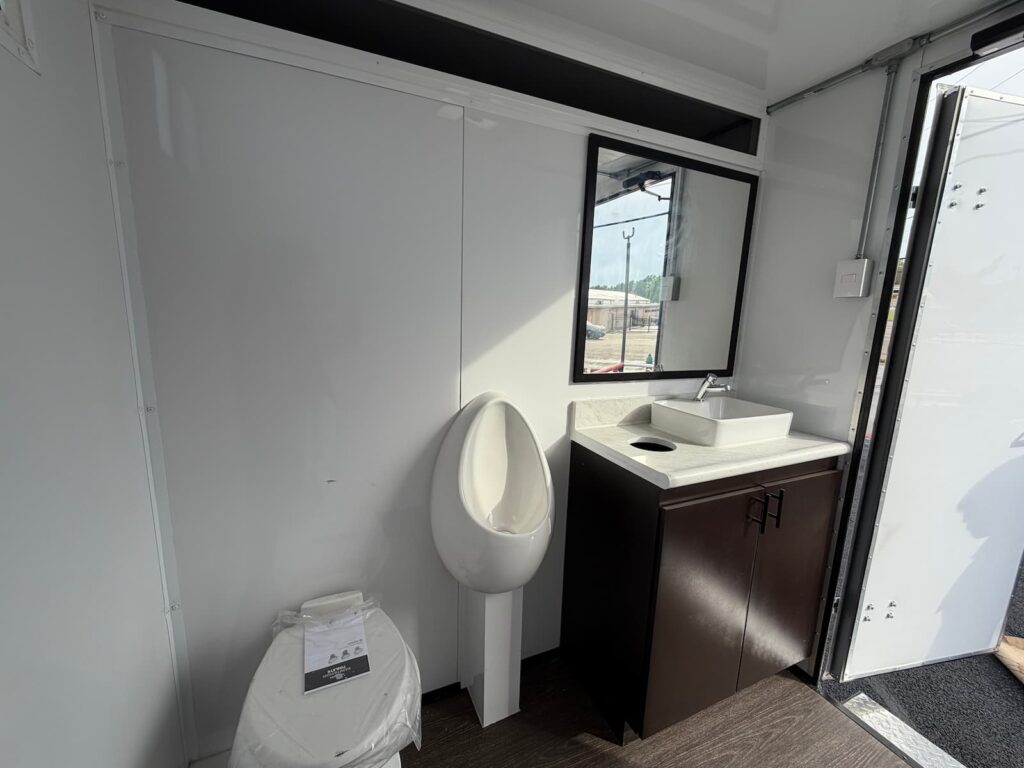 Mobile restroom
